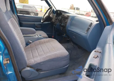 1996 Ford Explorer z USA, uszkodzony, nr VIN 1FMDU35P5TUC60089